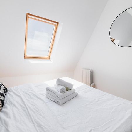 Апартаменты 2 Pieces Refait A Neuf Dernier Etage - Paris 19 - 4P - Flat-Guest Экстерьер фото