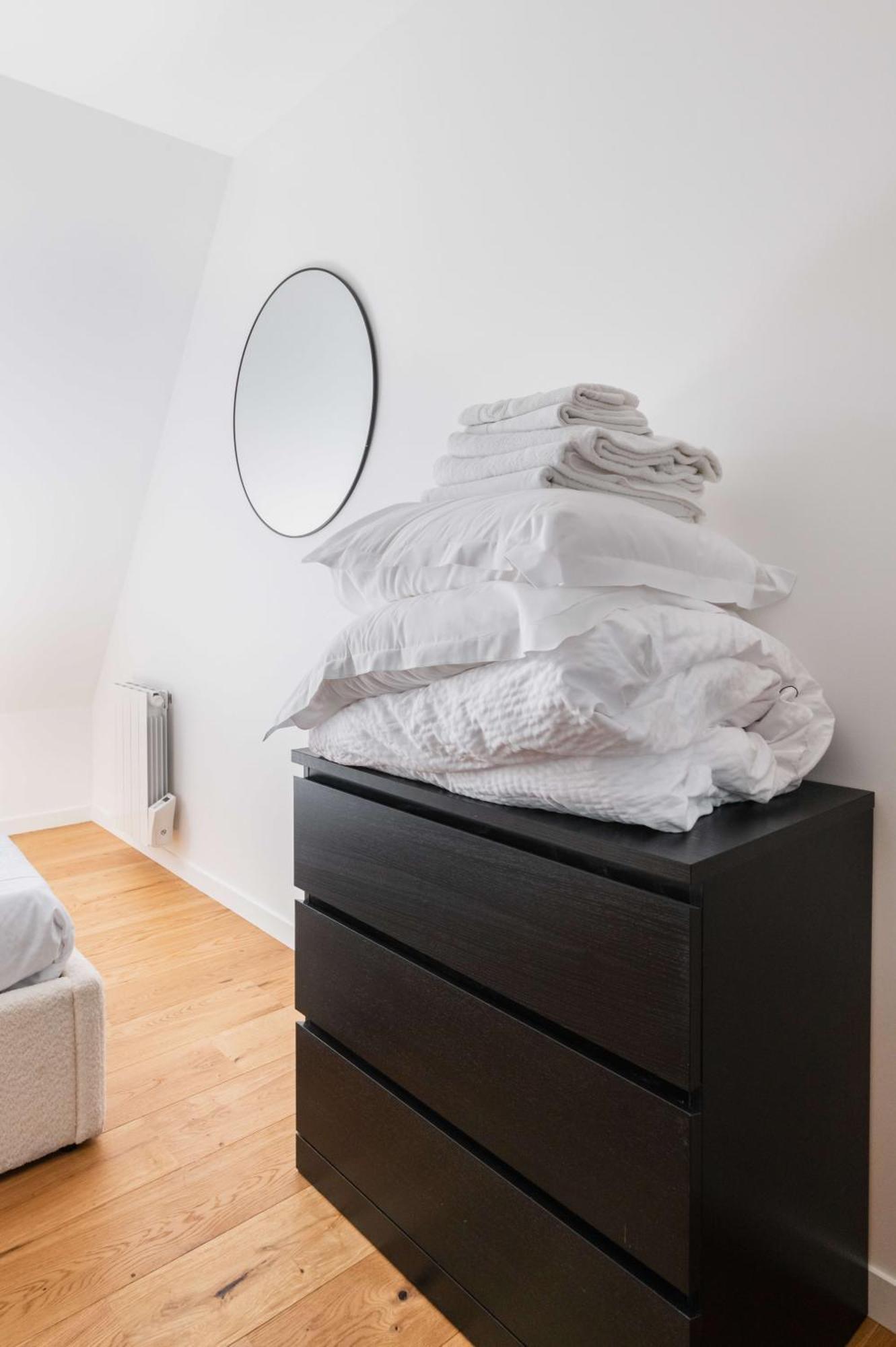 Апартаменты 2 Pieces Refait A Neuf Dernier Etage - Paris 19 - 4P - Flat-Guest Экстерьер фото
